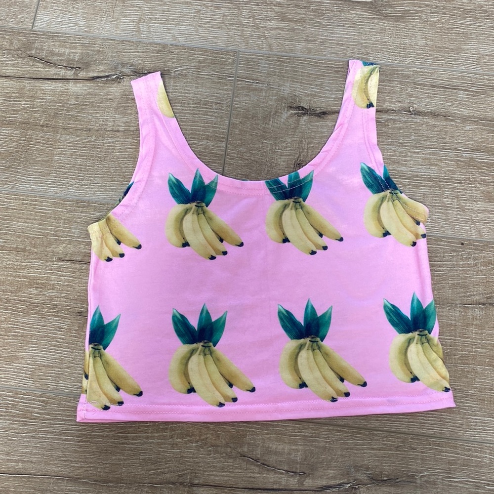 Amazon banana print crop top